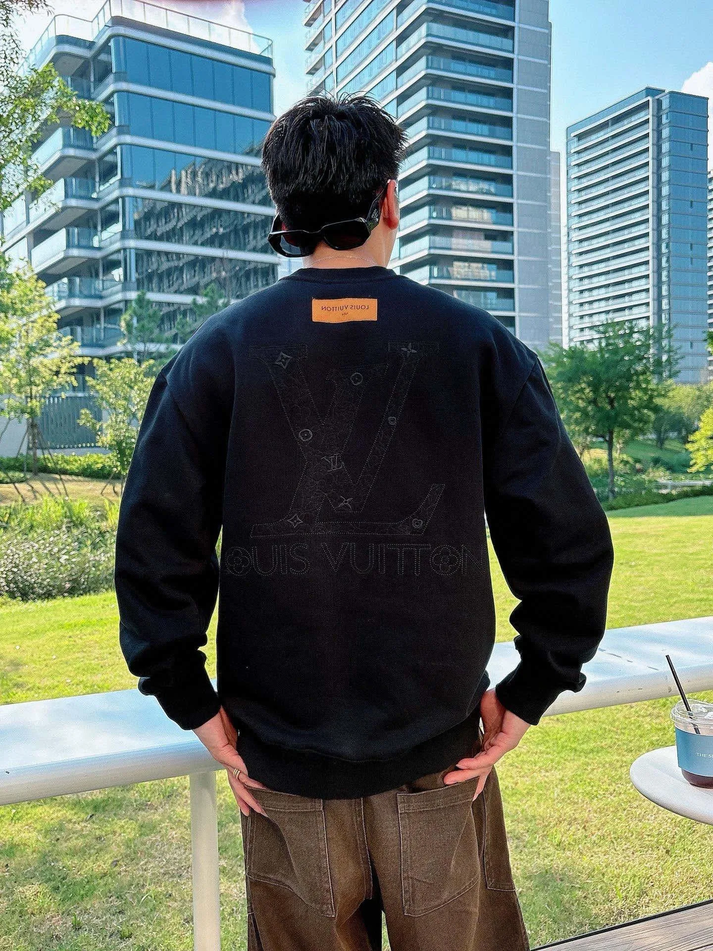 Louis Vuitton/Louis Vuitton 25Fw front and back logo embroidered crew neck sweatshirt